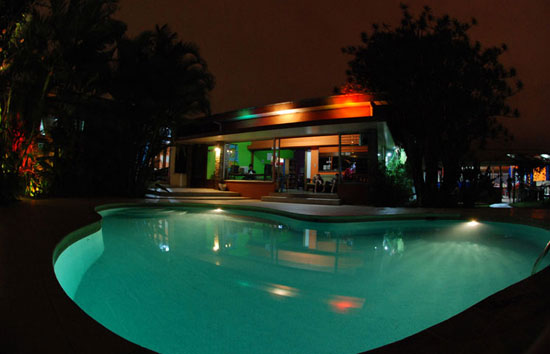 Costa Rica Backpackers