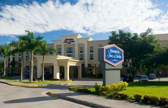 Hampton Inn & Suites