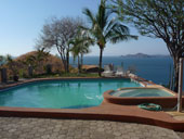 Finisterra Pool