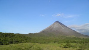 Arenal_volcano
