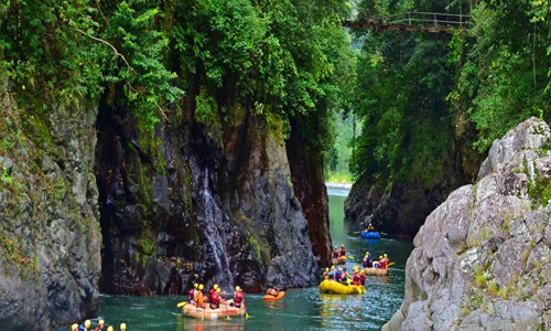 Pacuare-River-Rafting-1-Day